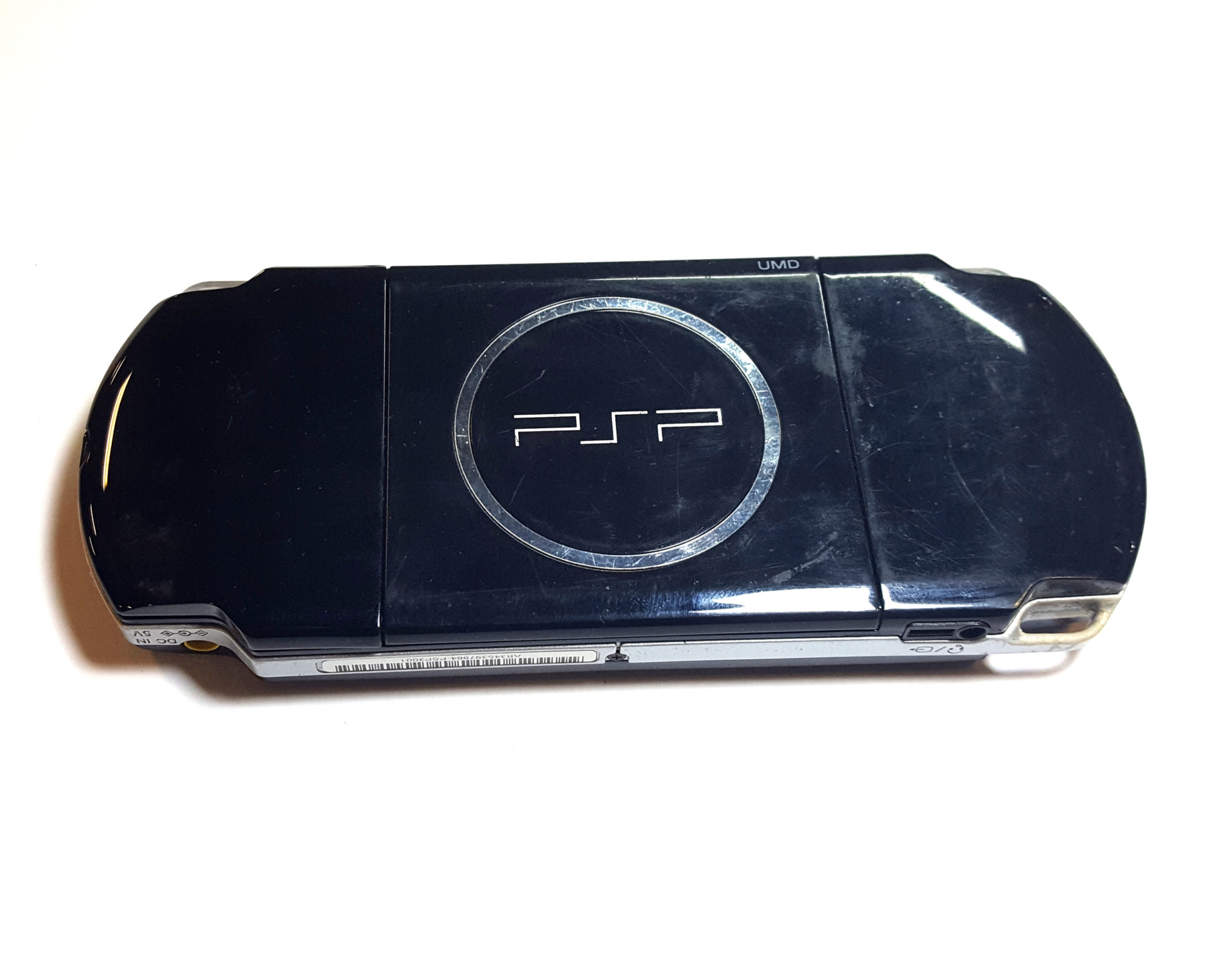 PlayStation Portable 3000 Core Pack System Piano Black (chipped ...